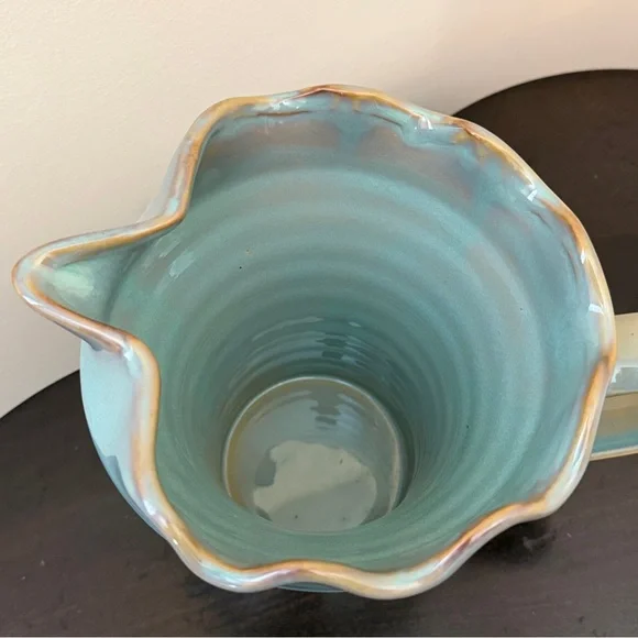 Hand Crafted WCL 1970s Scalloped Rim Ribbed Pottery Ceramic Pitcher - Picture 10 of 16